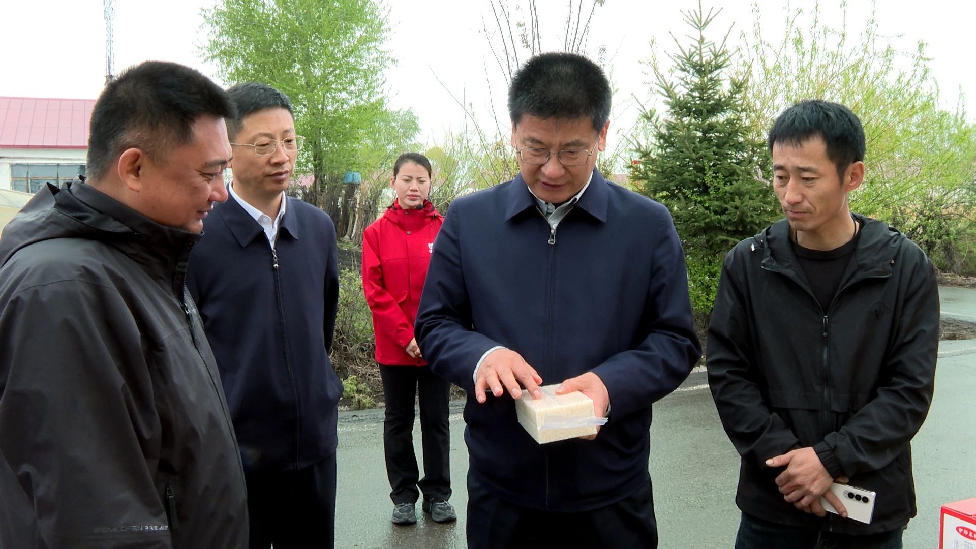 吕晓光：开展深入贯彻中央八项规定精神学习教育 以作风建设新成效助力铁力高质量发展