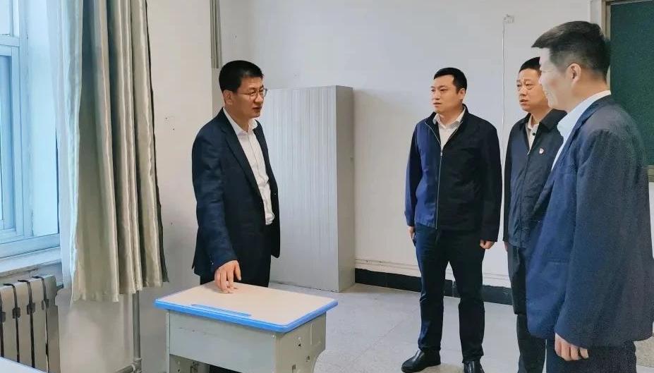 吕晓光：以最高标准 最实措施 最优服务 全力护航莘莘学子顺利高考平安高考