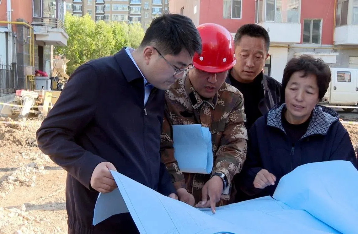 市长王浩调研我市供热准备情况