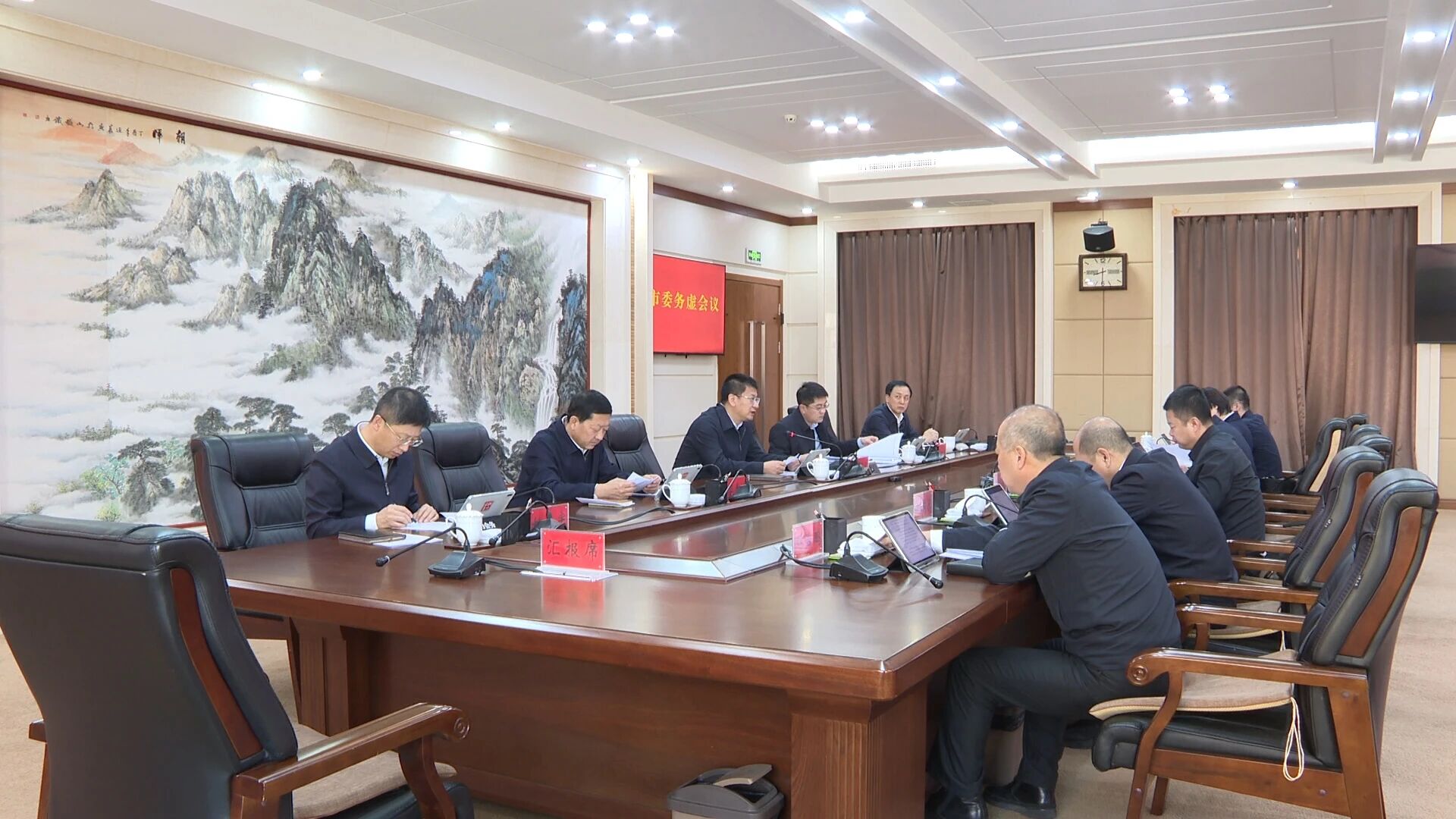 吕晓光：凝心聚力谋发展 实干担当抓落实 奋力开创中国式现代化铁力实践新局面