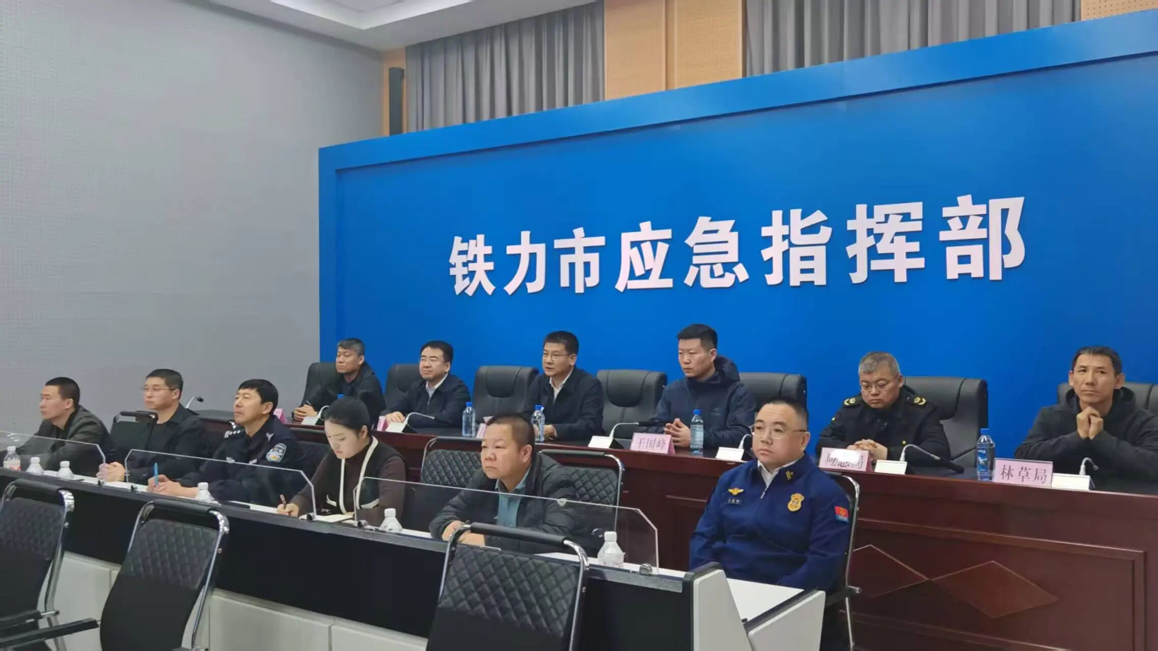 吕晓光：抓紧抓实安全稳定各项工作 全力维护社会大局和谐稳定