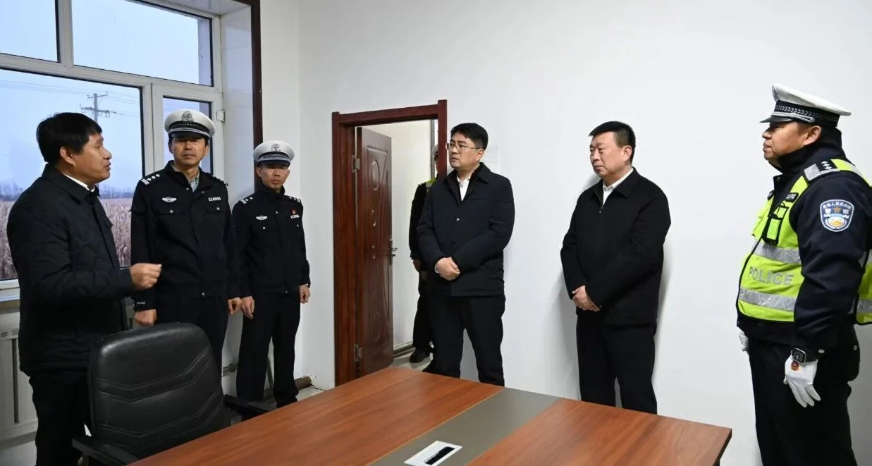 市委书记王浩调研督导安全生产、民生保供等重点工作